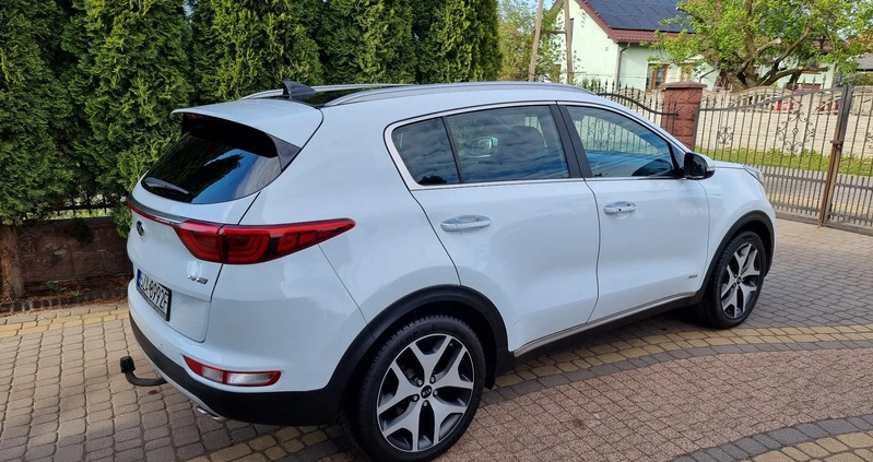 Kia Sportage cena 77900 przebieg: 165600, rok produkcji 2016 z Szczekociny małe 781